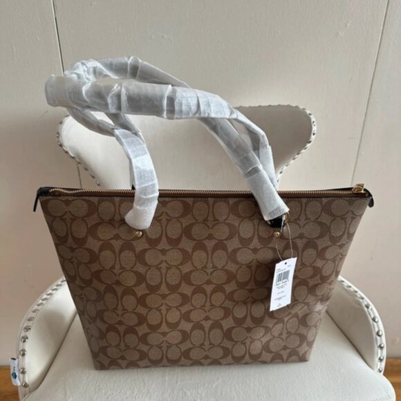 Brand new large Coach tote and shoulder bag - Picture 5 of 14